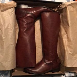 NIB Frye Melissa Button Back Zip. Cognac. Size 10